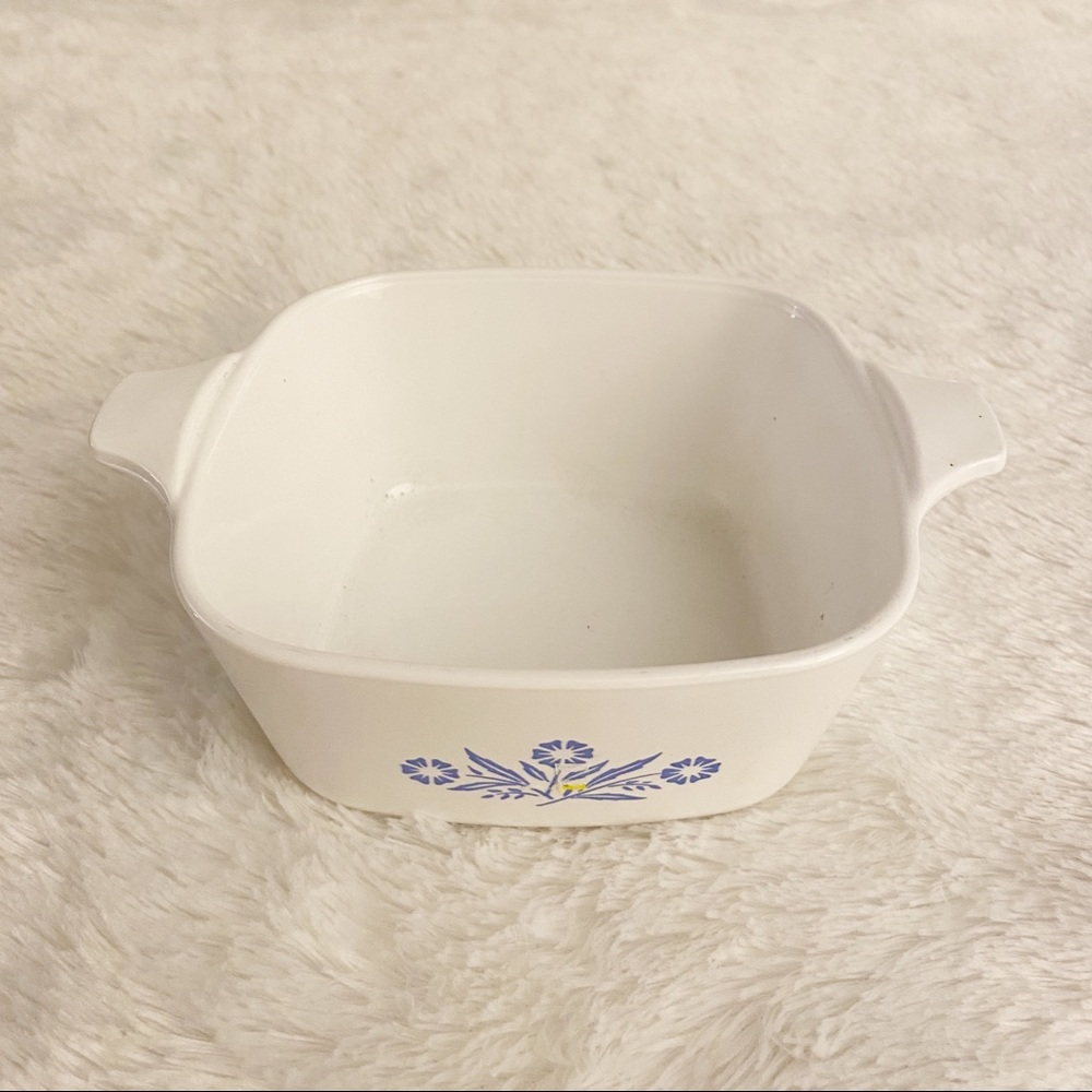 Vintage Corning Ware 22 OZ